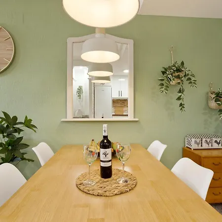 بيت للعطل Casa Cuatro تورّيفيِخا