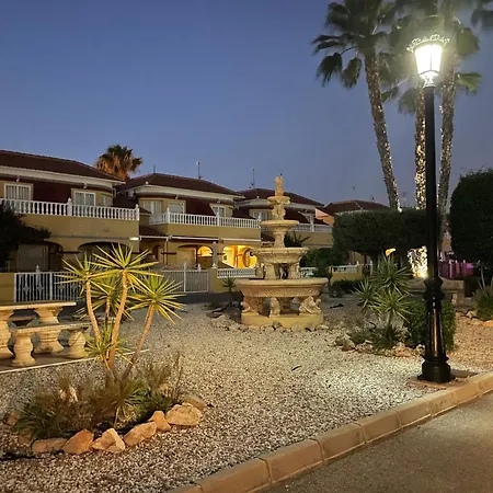 بيت للعطل Casa Cuatro تورّيفيِخا