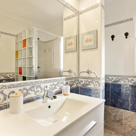 Casa Cuatro بيت للعطل